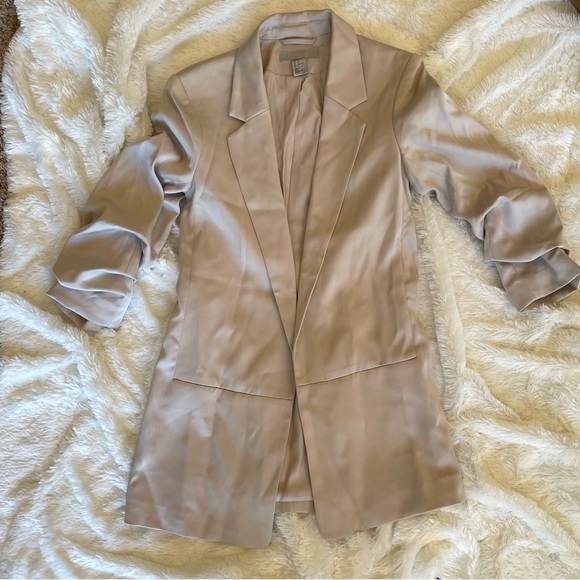 H&M blazer - Picture 2 of 3